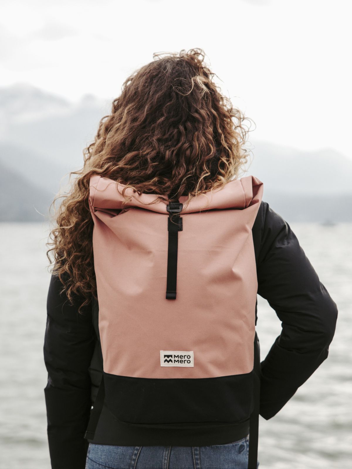 meromero-squamish-v2-rolltop-rucksack-20-40l-rosa-17-zoll image 1